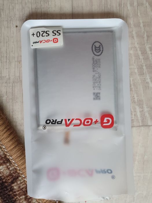 Продам аккумулятор для Samsung s20+
