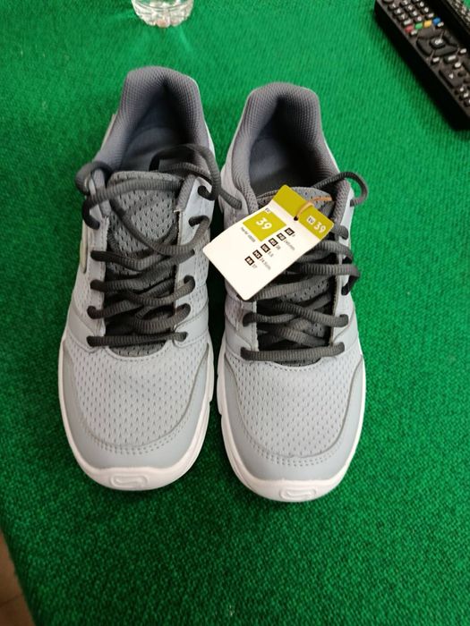 Маратонки дамски Декатлон