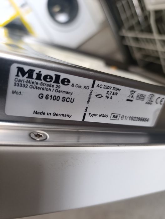 Съдомиялна Miele полу вграждане XXL 60см