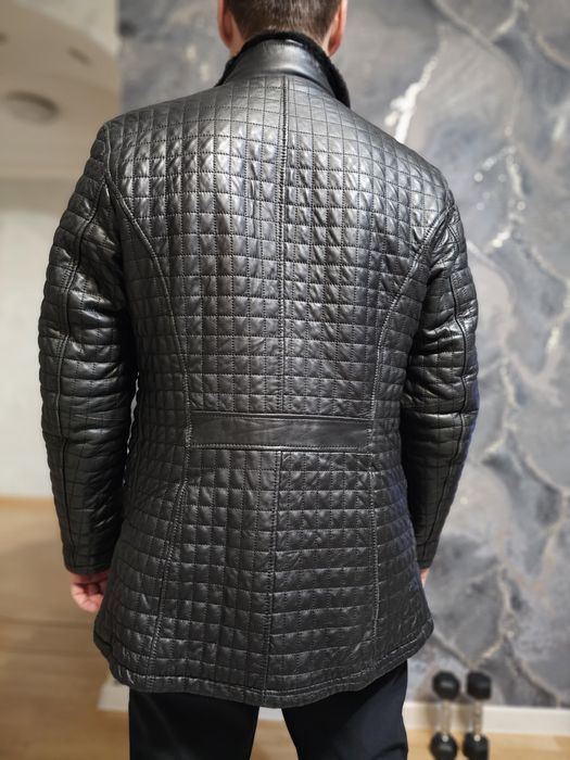 Продам дубленку мужскую 48 размер