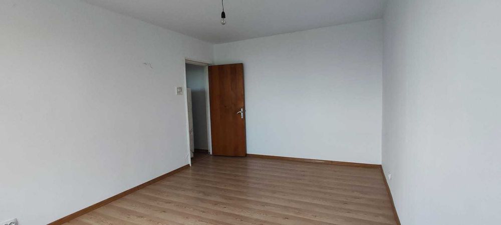 Vanzare apartament 2 camere Bdup Alexandru Obregia-Covasna
