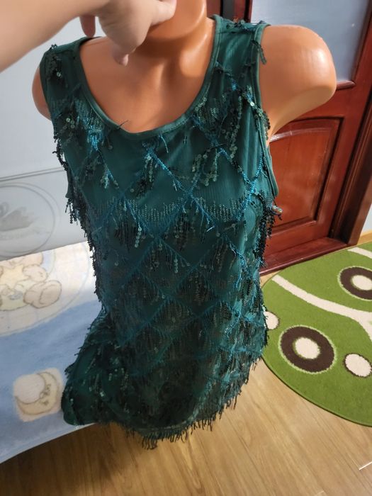 Vând Rochiță Dama