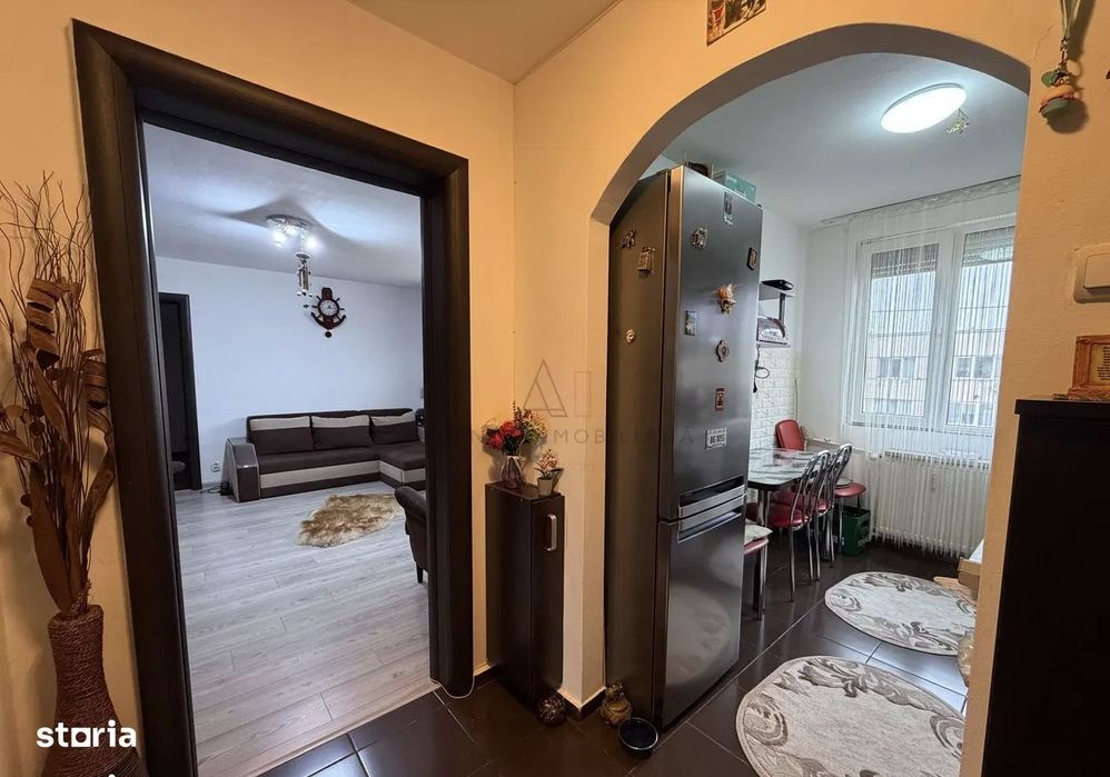 SUPER OPORTUNITATE!!! Apartament 3 camere, vedere panoramica!