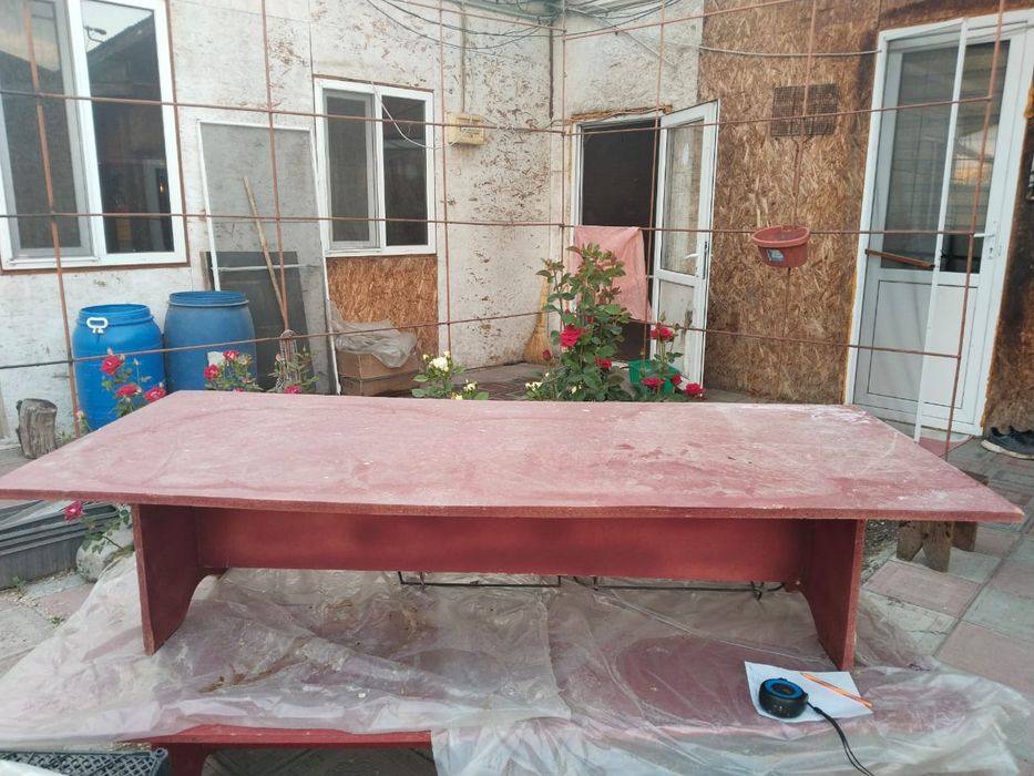 Продам топчаны,столы, мангал