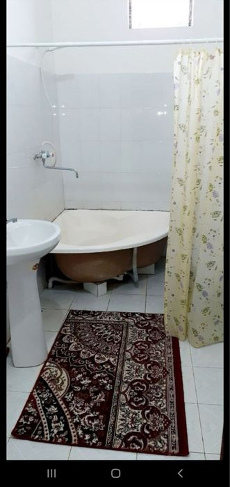 СРОЧНО! УЙ СОТИЛАДИ, 6 соток. Чирчик, Центр.