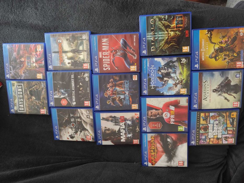 Consolă Sony PS 4