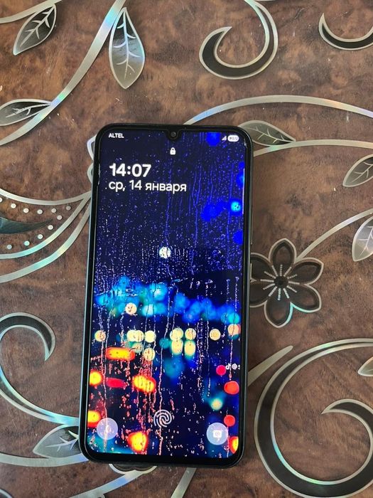 Продам Самсунг А 34