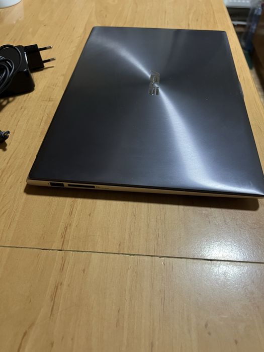 Laptop Asus zenbook