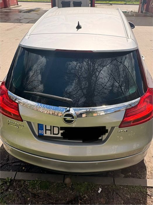 Vânzare Opel Insignia