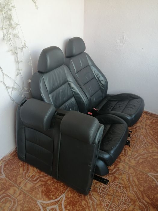 Interior piele golf 6/5 cu încălzire.