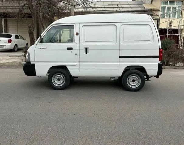 Damas van sotiladi 1998