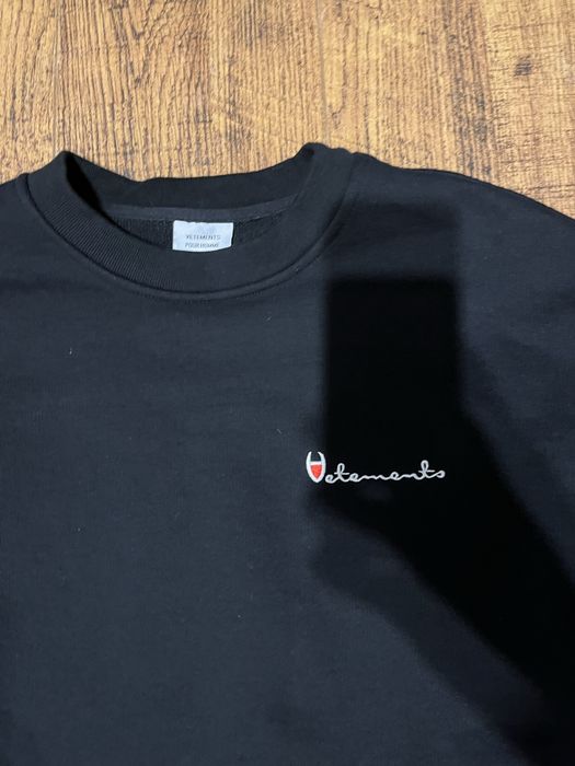 Свитшот Vetements x Champion
