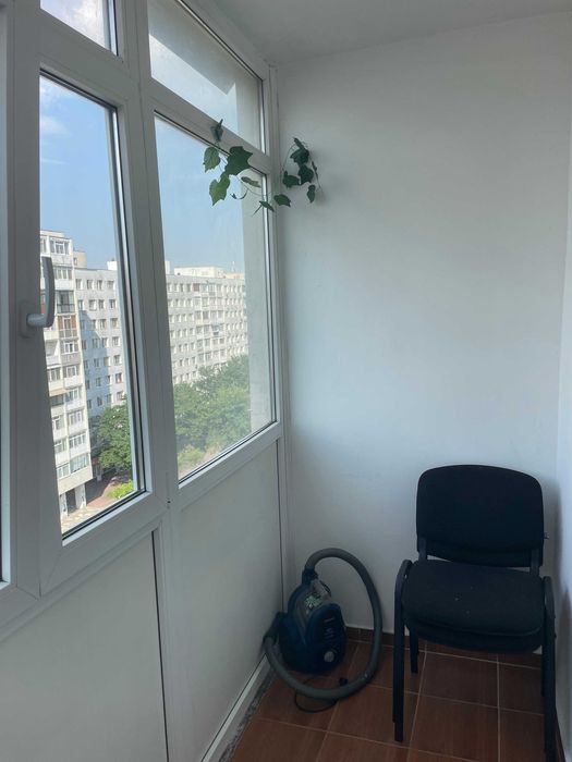 Proprietar inchiriez apartament 2 camere Alexandru cel Bun, Piata Voievozilor