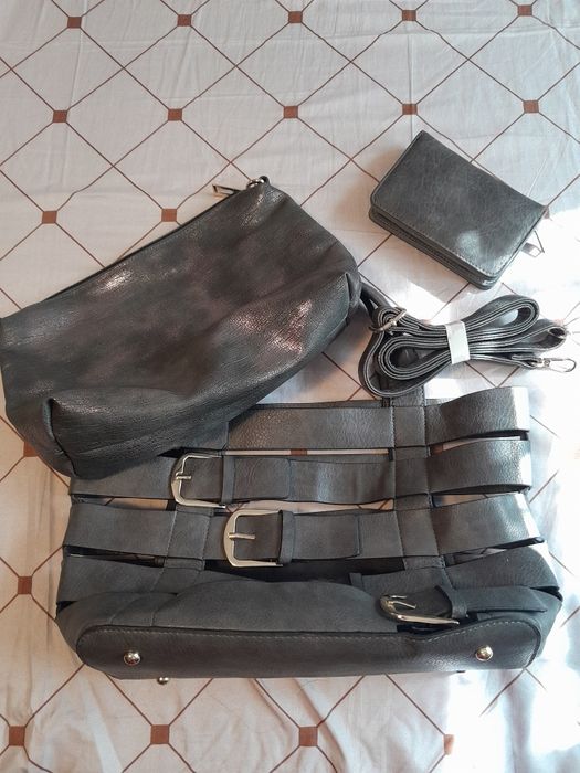 Дамски обувки,боти и чанти