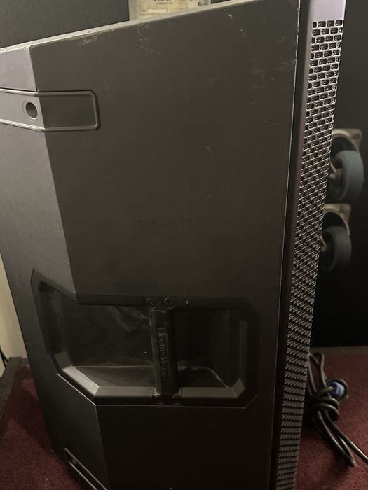 Продам Electro voice ZLX 15p