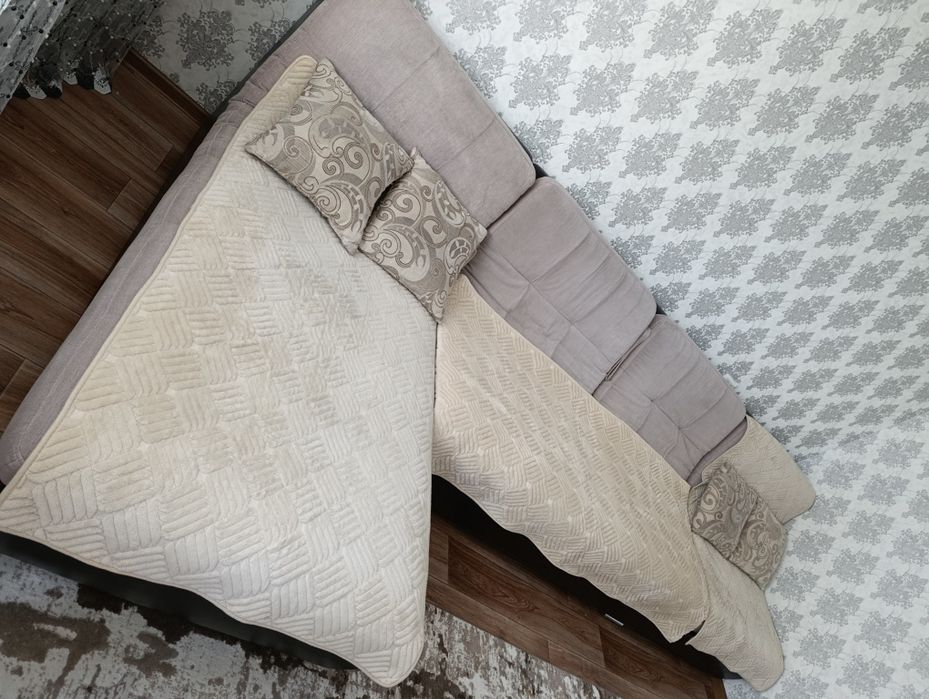 Продам угловой диван