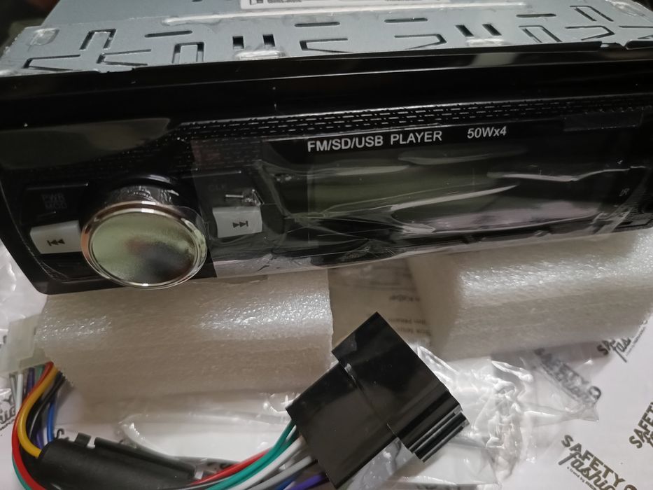 Radio casetofon auto