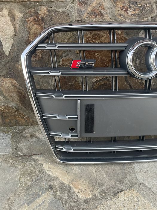 Grila central Audi S6 C7.5
