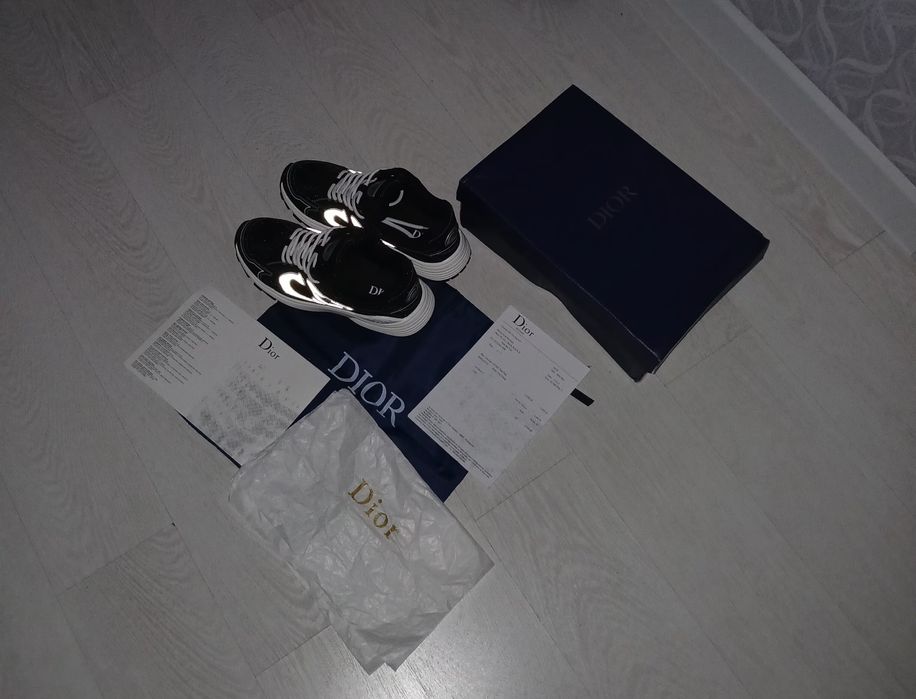 Продам обувь diorb30 есть чеки и пыльник