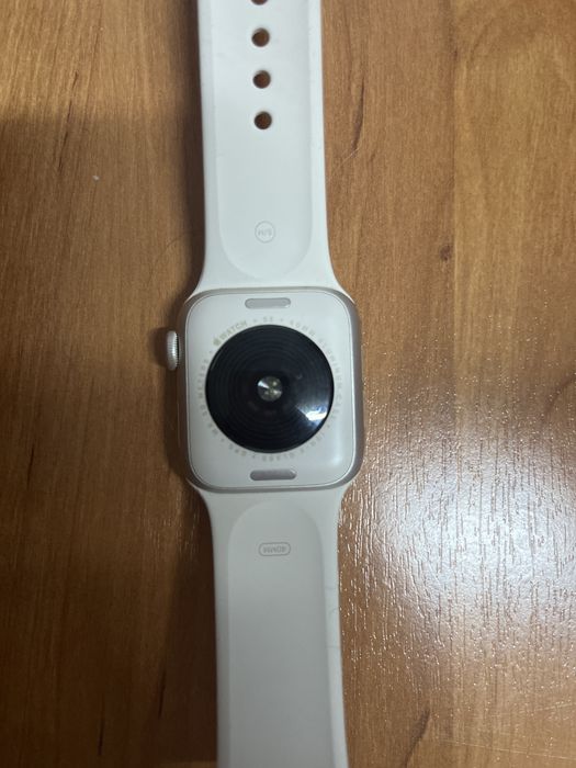 Apple Watch SE 3 (GPS) , 40mm.