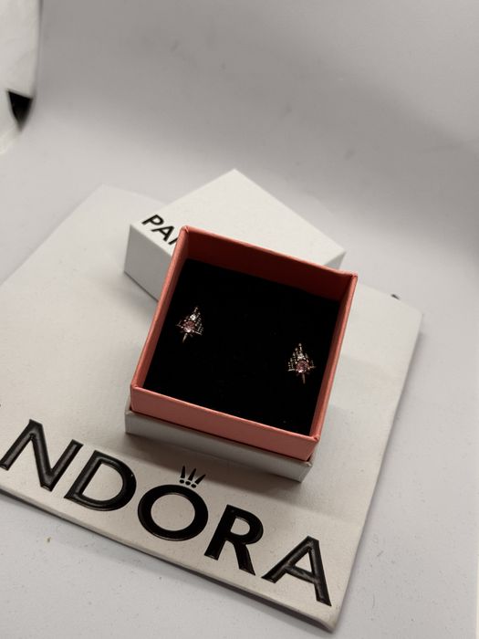 Пандора обеци Pandora