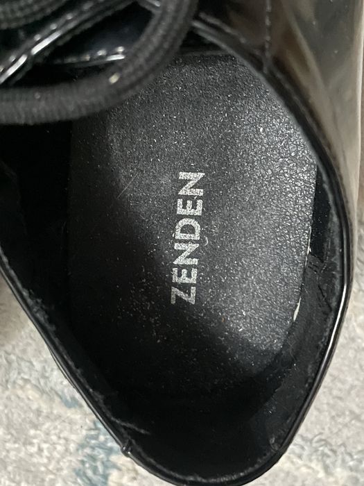 продам женские туфли лоферы