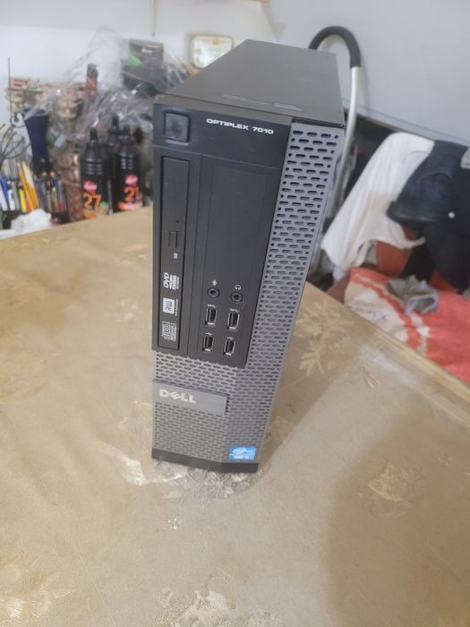 Dell optiplex 7010 i3 generația 6, 8GB RAM SSD Apacer Panther 128GB