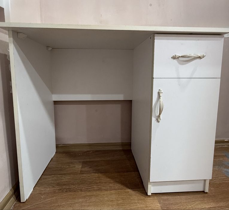 Продам мебель подростковую