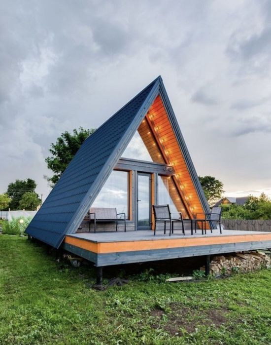 Vând cabane de lemn