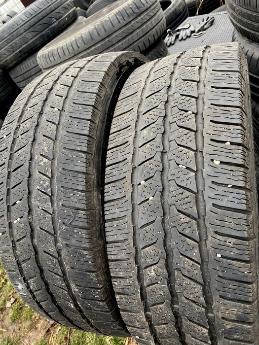 Doua anvelope IARNA : 225 65 16 C . - Continental -