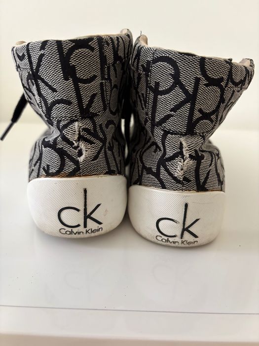 Кецове Calvin Klein