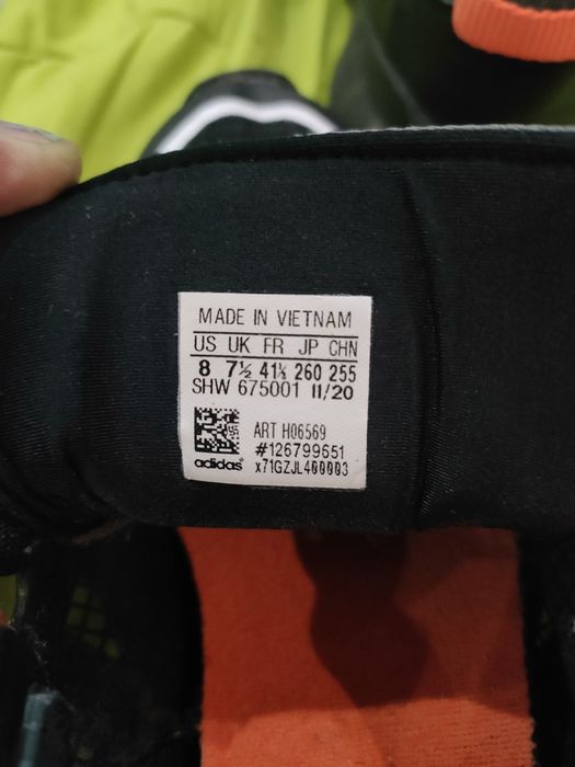 Продавам Adidas ZX 41,5