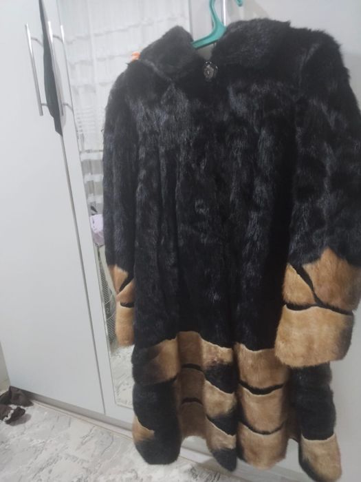 Продам норкова шуба