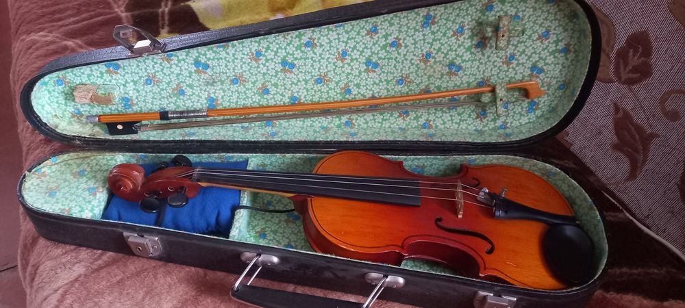 Продам скрипку б/у