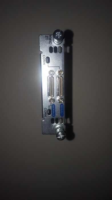 Модуль Cisco HWIC-2T 2 x Async/Synс 115.2 kbps/8 Mbps