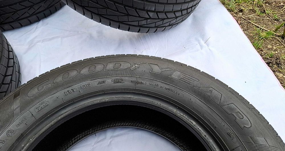 Cauciucuri 195/65 R15 Vară- Set 4 sau 2 buc. Anvelope Gume 15" Vara