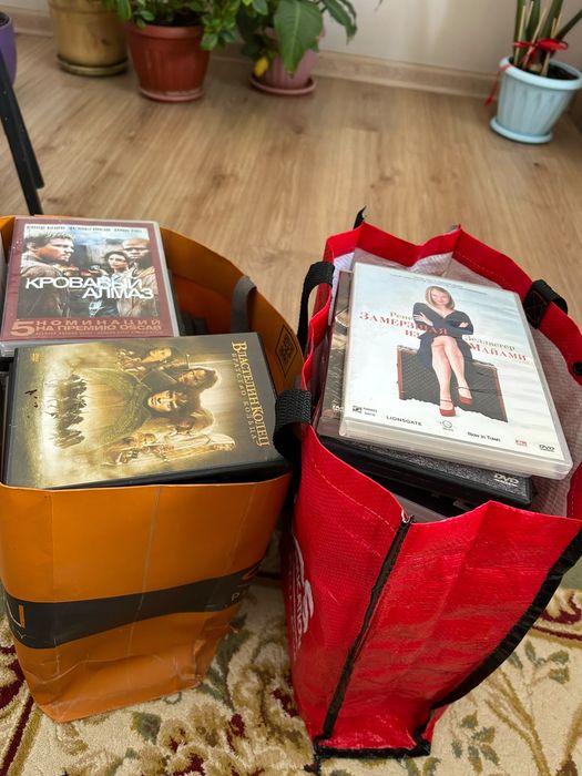 DVD диски разные