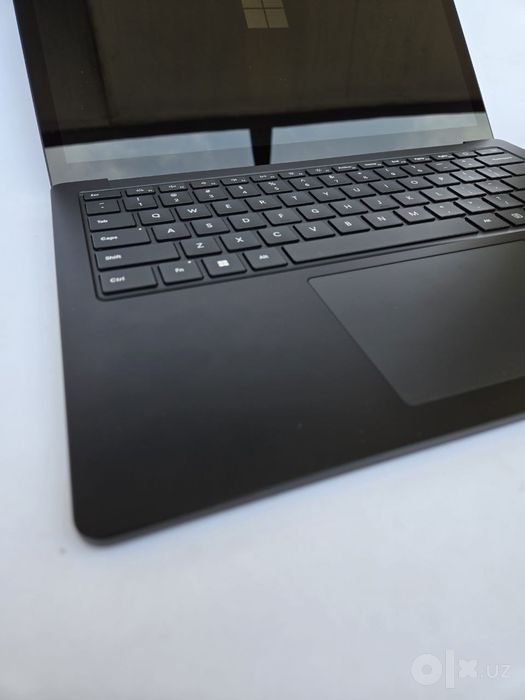Microsoft surface 5 13.5
