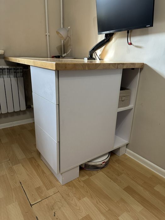 Продам компьютерный стол, б/у