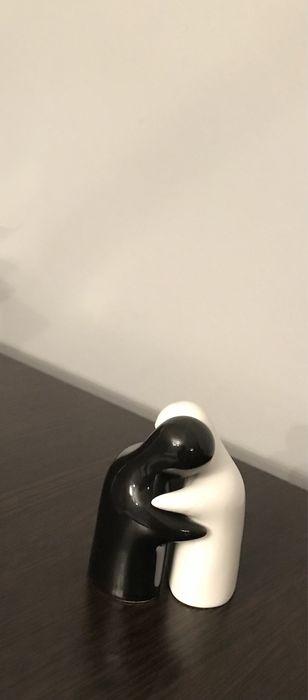 Продам солонку и перечницу за 3тыс