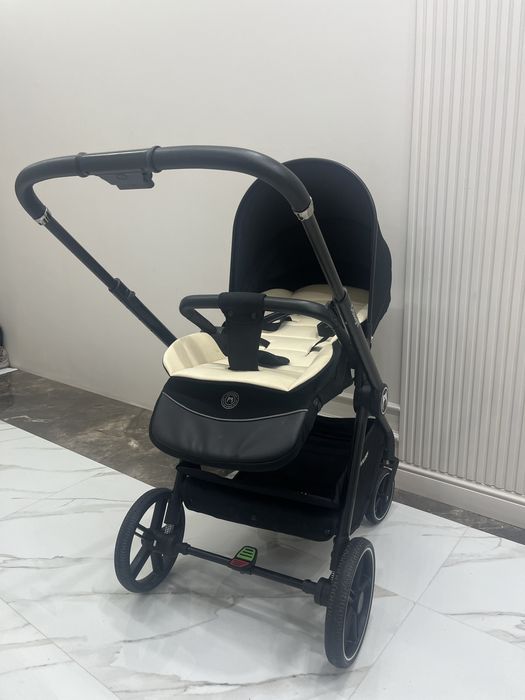 Продам коляску 3 в 1