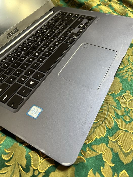 Asus vivobook S510U laptop