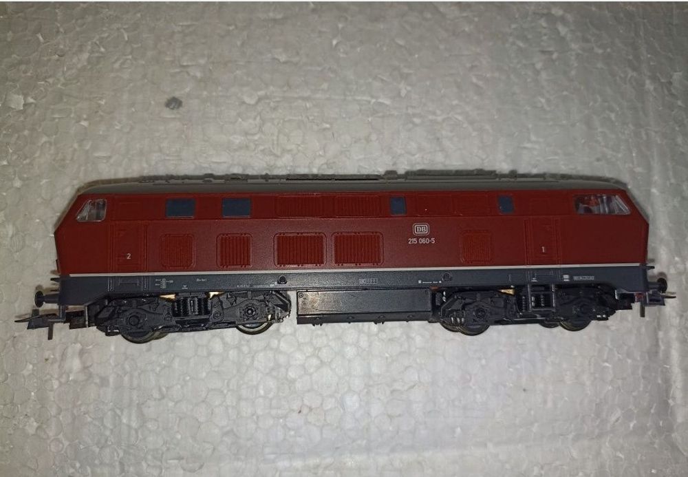 Locomotivă Roco BR 215 de colecție