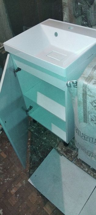 Умывальник раковина шкабы мен .