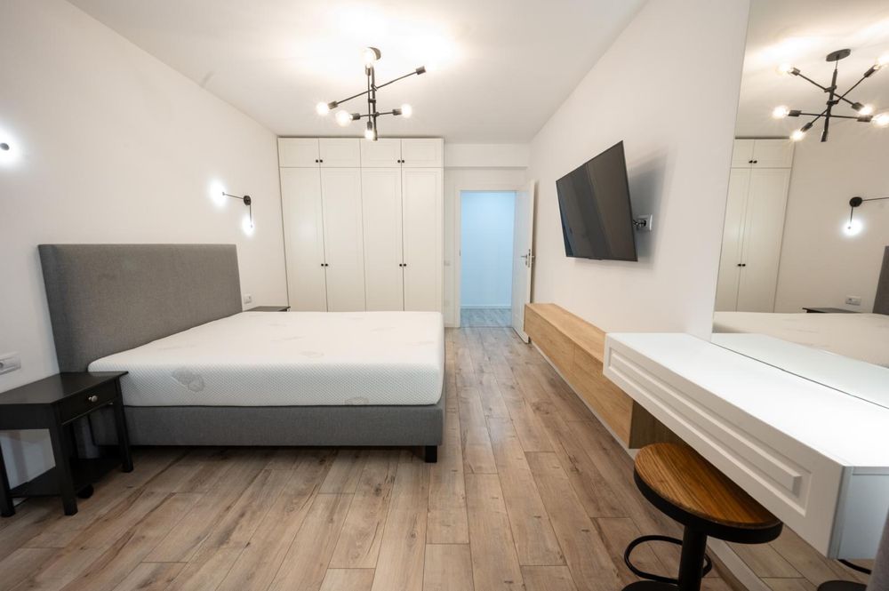 Apartament 3 camere / 2 băi complex Central Parc - mobilat complet