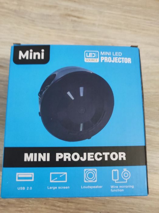 Продам! мини проектор