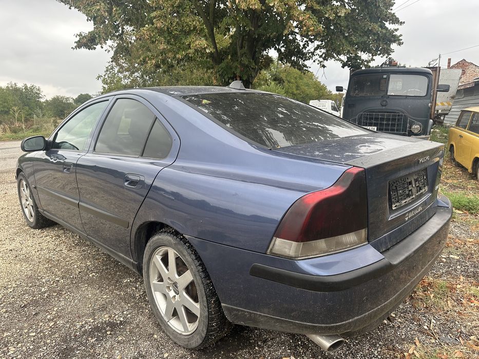 Volvo S60 2.0T на части