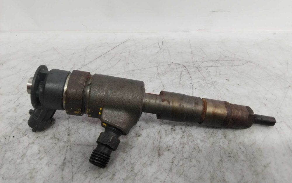 Injector Citroen Jumpy 1.6 HDi cod 0445110739