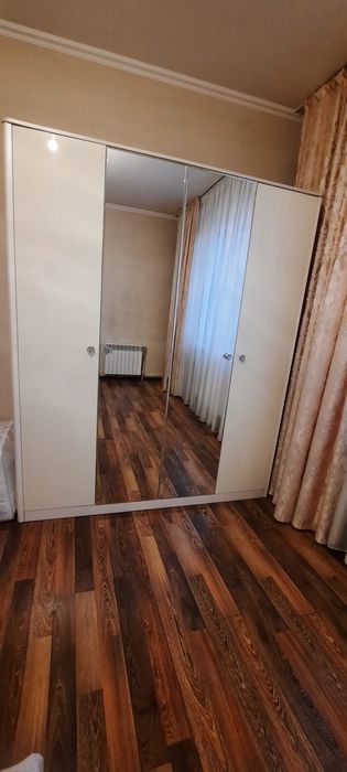 Шкаф с тумбочками