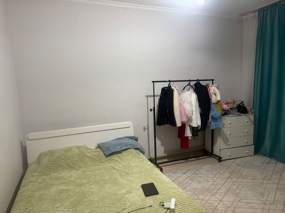 Продается дом с отдельным входом.